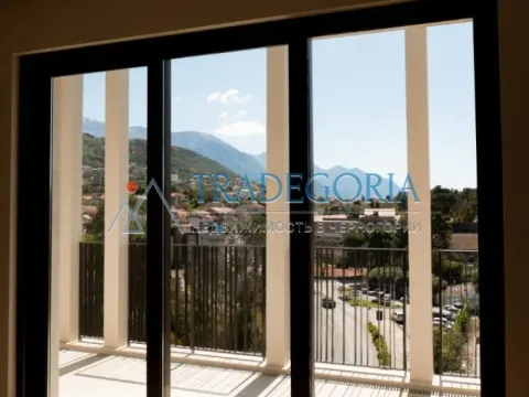 Prodaja, dvosoban stan, 89m², Tivat, Crna Gora