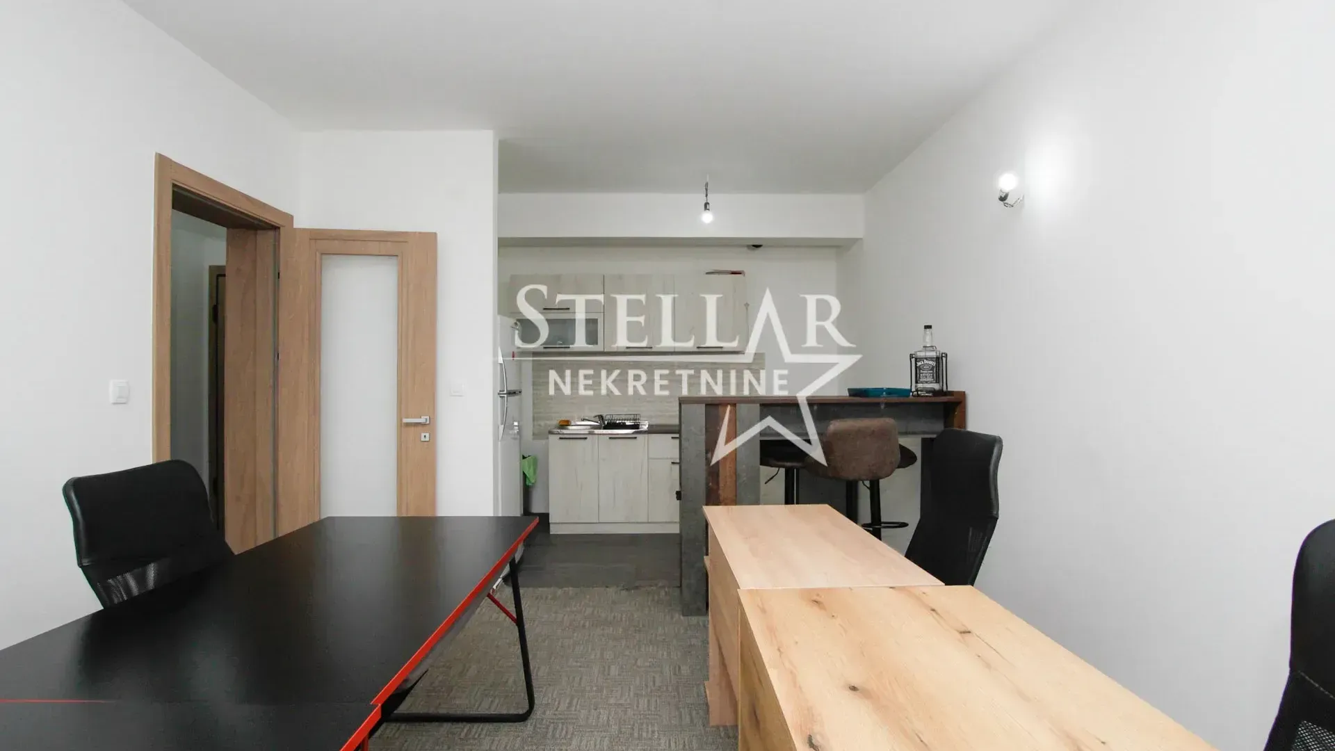 Rent, office space, 70m², Master Kvart, Podgorica