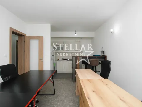 Rent, office space, 70m², Master Kvart, Podgorica - image 2