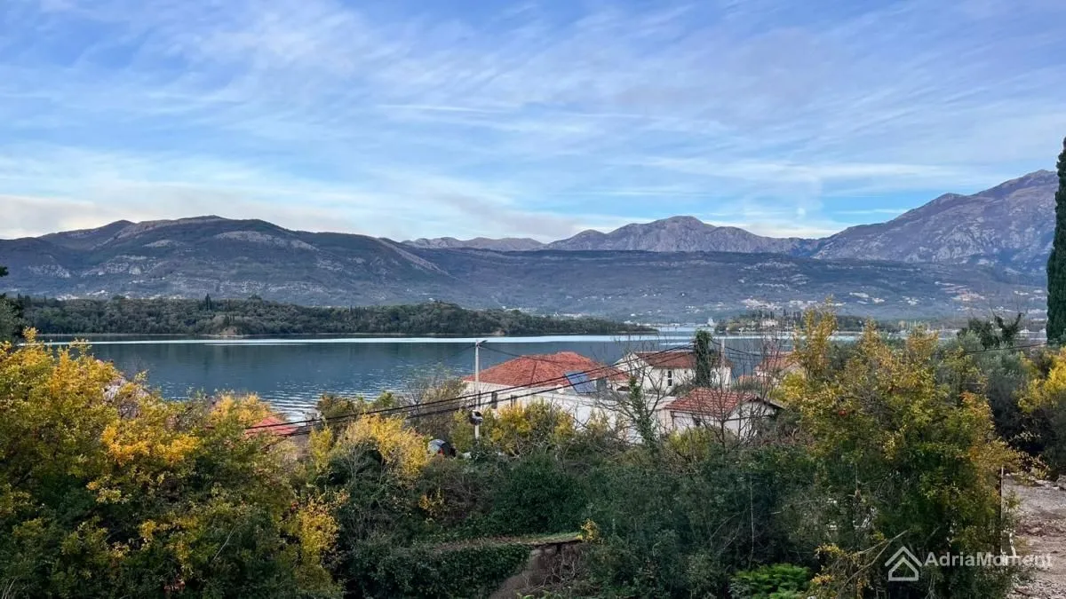 Prodaja, jednosoban stan, 45m², Đuraševići, Tivat