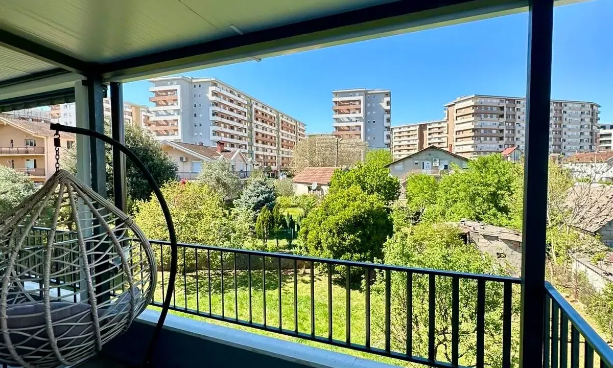 Izdavanje, jednosoban stan, 31m², Kruševac, Podgorica