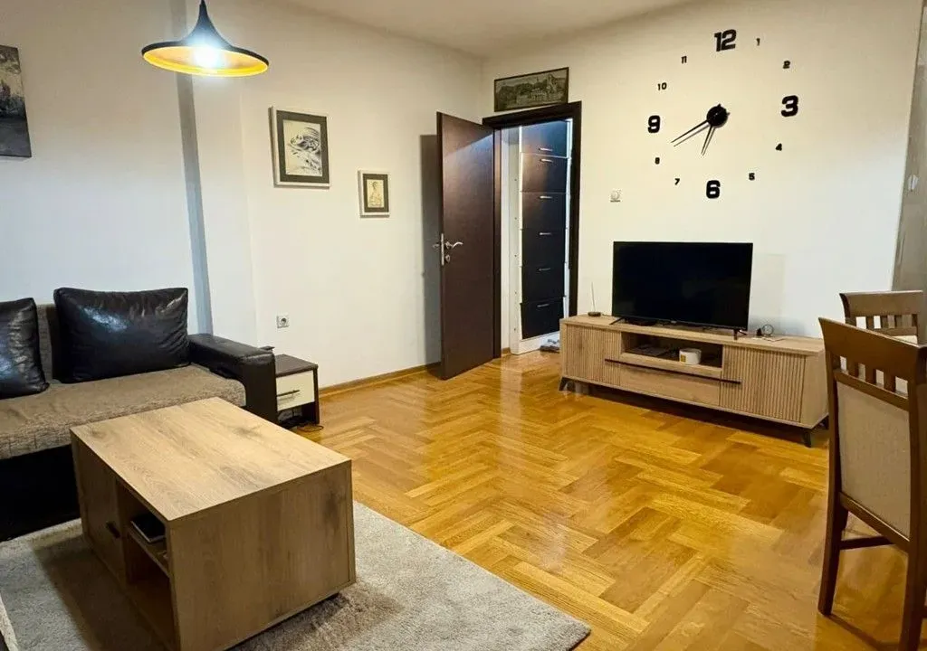 Prodaja, jednosoban stan, 41m², Centar, Podgorica