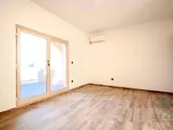 Prodaja, garsonjera, 46m², Reževići, Budva - image 7