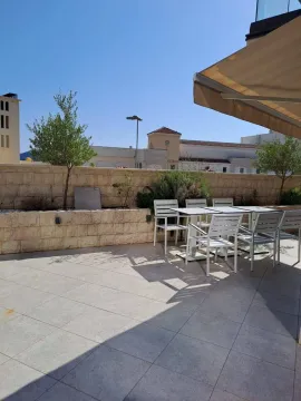 Rent, two bedroom apartment, 70m², Bečići, Budva - image 21