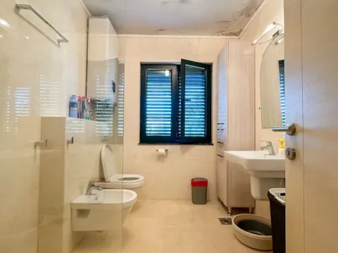 Prodaja, kuća, 140m², Zabjelo, Podgorica - image 11