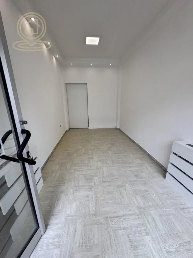 Izdavanje, poslovni prostor, 28m², Detelinara, Novi Sad Sve Podlokacije