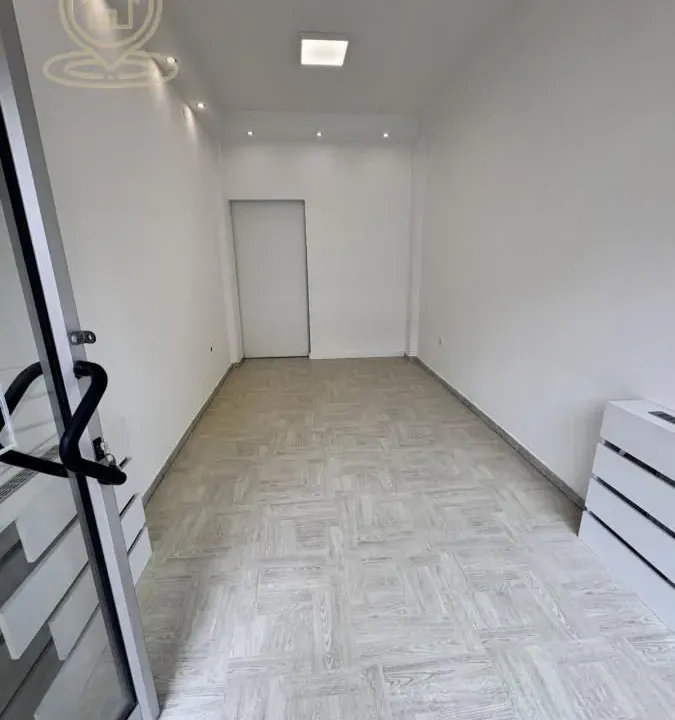 Rent, office space, 28m², Detelinara, Novi Sad Sve Podlokacije