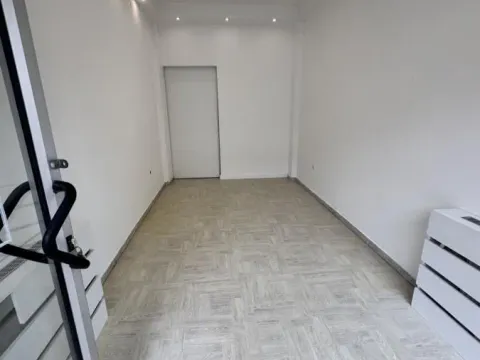 Poslovni prostor in Detelinara