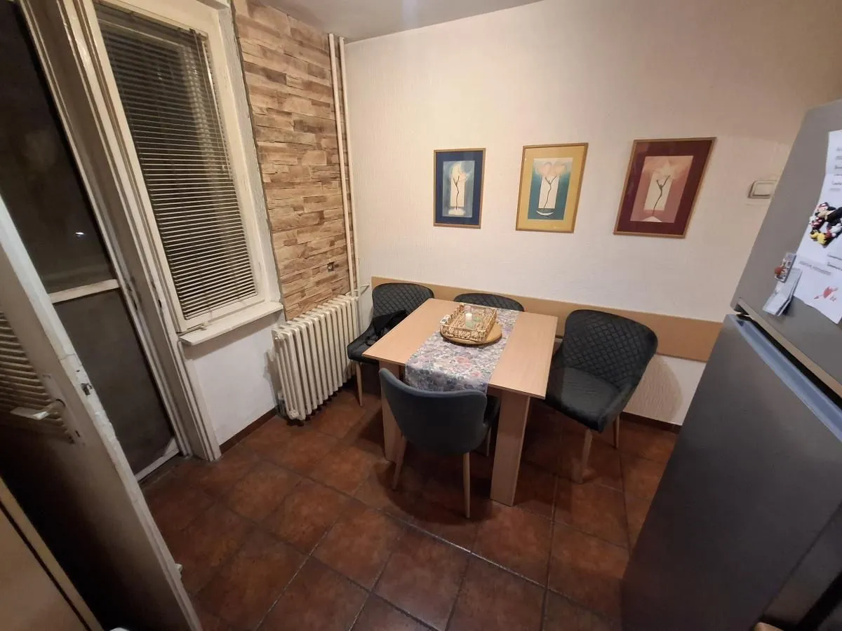 Prodaja, dvosoban stan, 46m², Detelinara, Novi Sad Sve Podlokacije