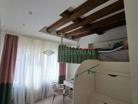 Izdavanje, trosoban stan, 80m², Centar, Novi Sad - image 12