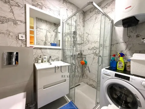 Rent, two bedroom apartment, 78m², Blok 5, Podgorica - image 16
