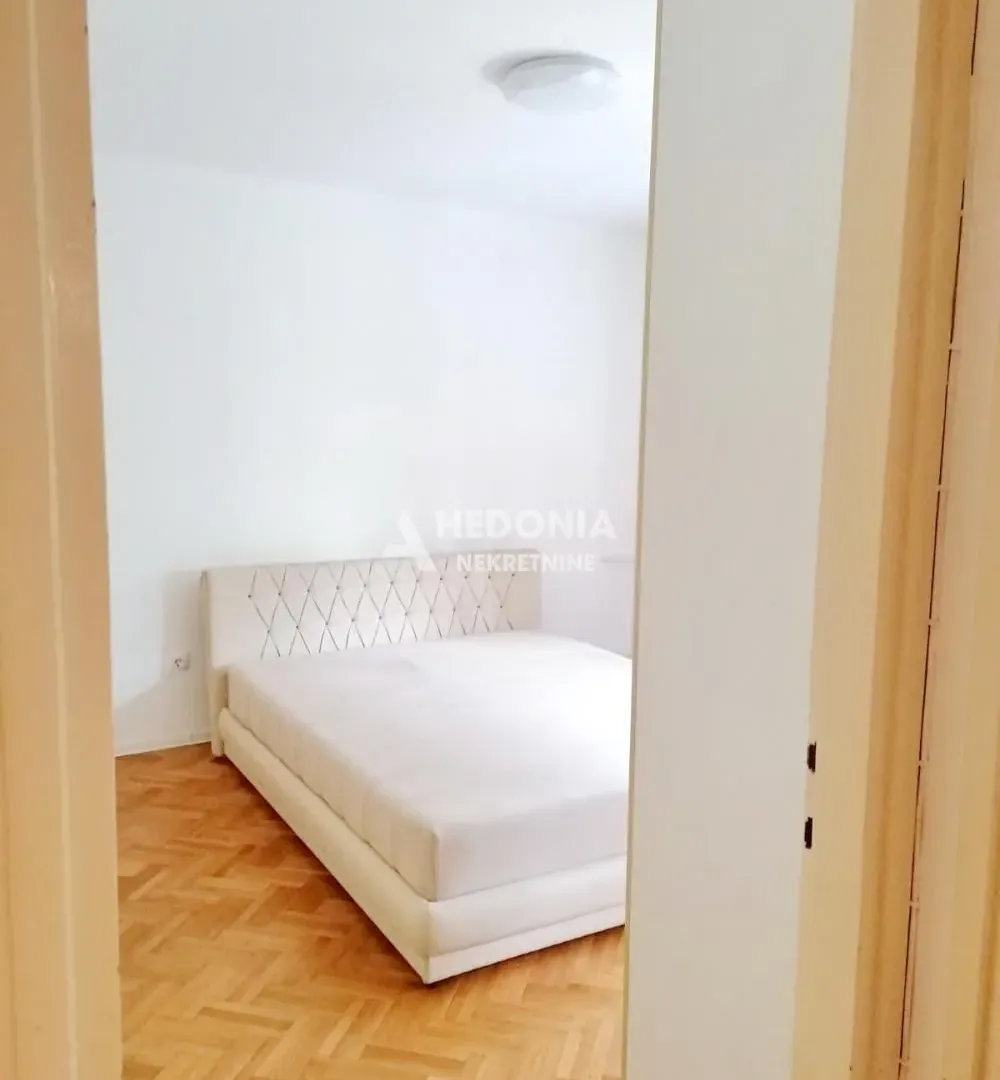 Izdavanje, trosoban stan, 70m², Slavija, Vračar Sve Podlokacije