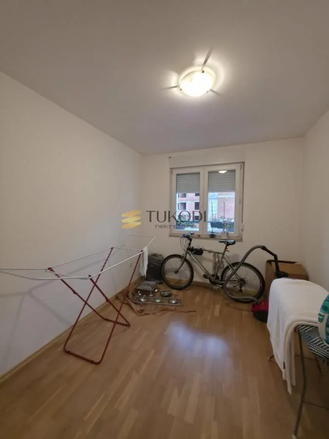 Prodaja, trosoban stan, 57m², Podbara, Novi Sad Sve Podlokacije