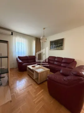 Rent, two bedroom apartment, 59m², Centar, Podgorica - image 2
