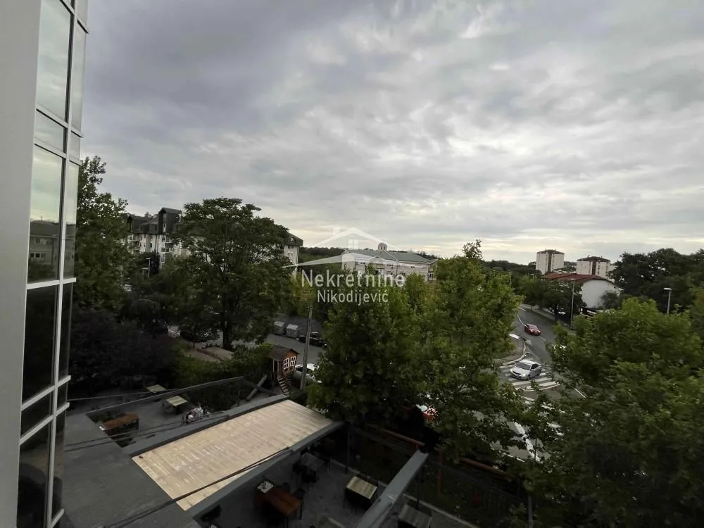Izdavanje, stan, 154m², Filmski Grad, Beograd