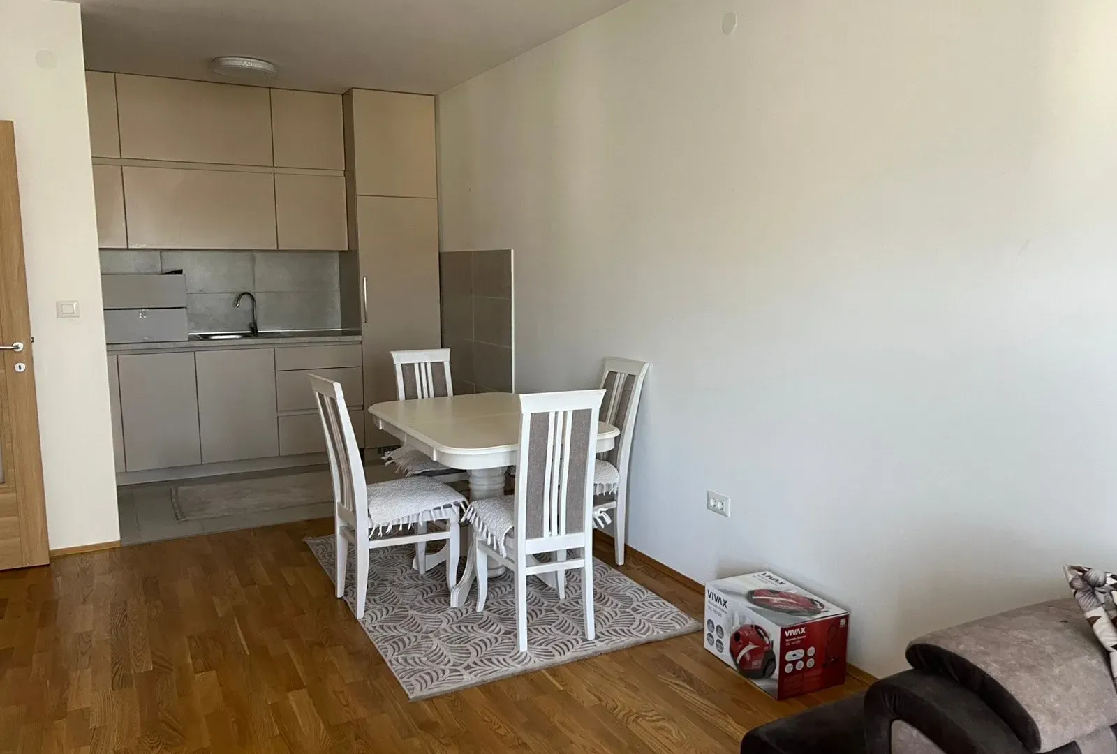 Rent, one bedroom apartment, 52m², Stari Aerodrom, Podgorica