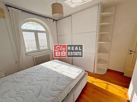 Izdavanje, četvorosoban stan, 130m², Senjak, Beograd - image 6