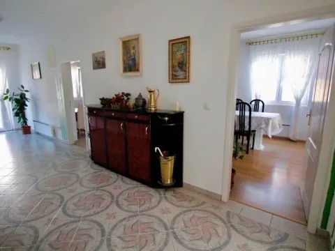 Sale, three bedroom apartment, 121m², Jajinci, Voždovac Sve Podlokacije - image 7