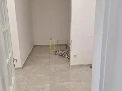 Rent, office space, 220m², Drpe Mandića, Podgorica - image 6