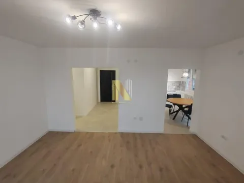 Izdavanje, poslovni prostor, 74m², Avijatičarsko naselje, Novi Sad Sve Podlokacije - image 7