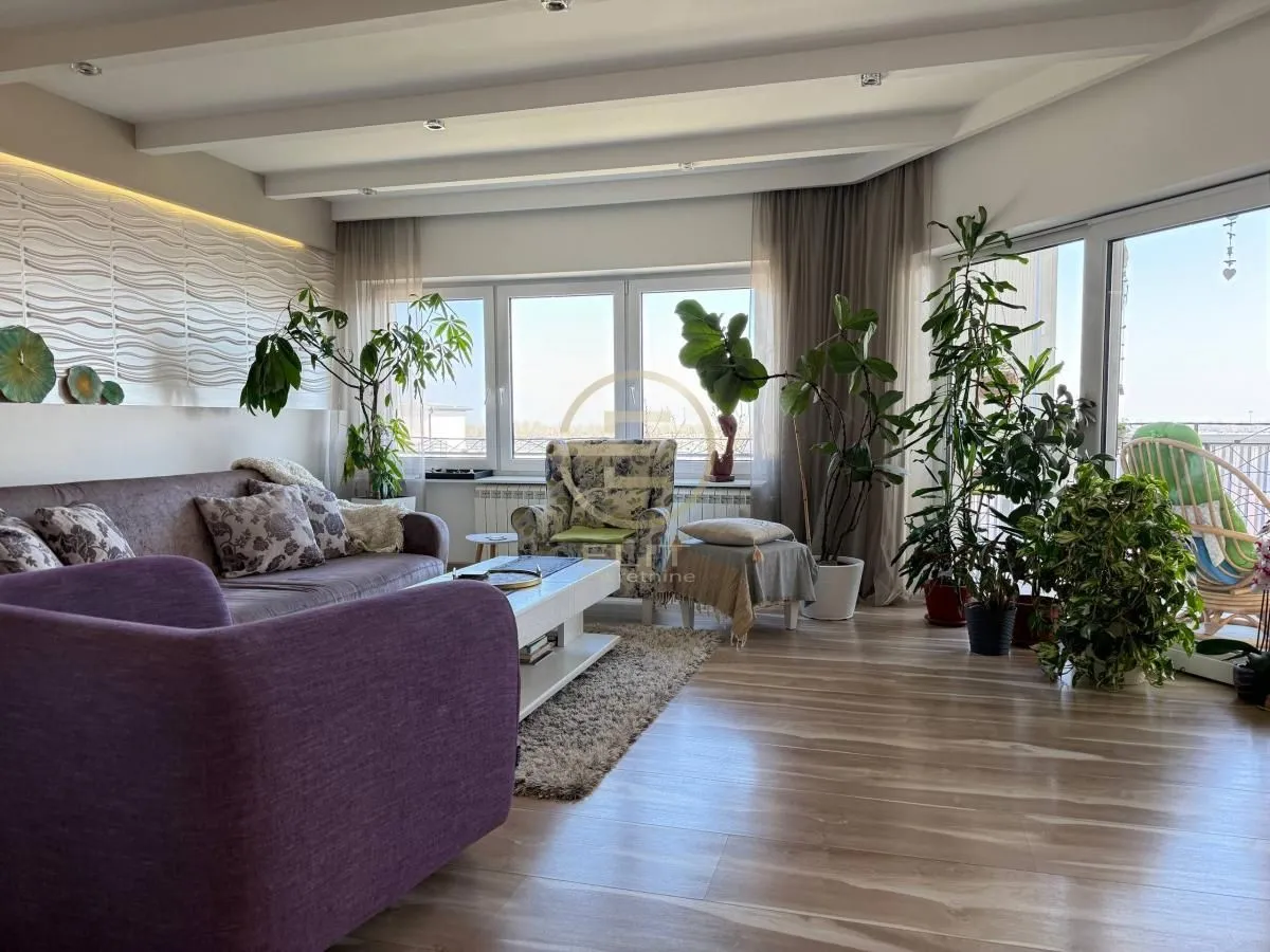 Sale, house, 273m², Petrovaradin, Novi Sad