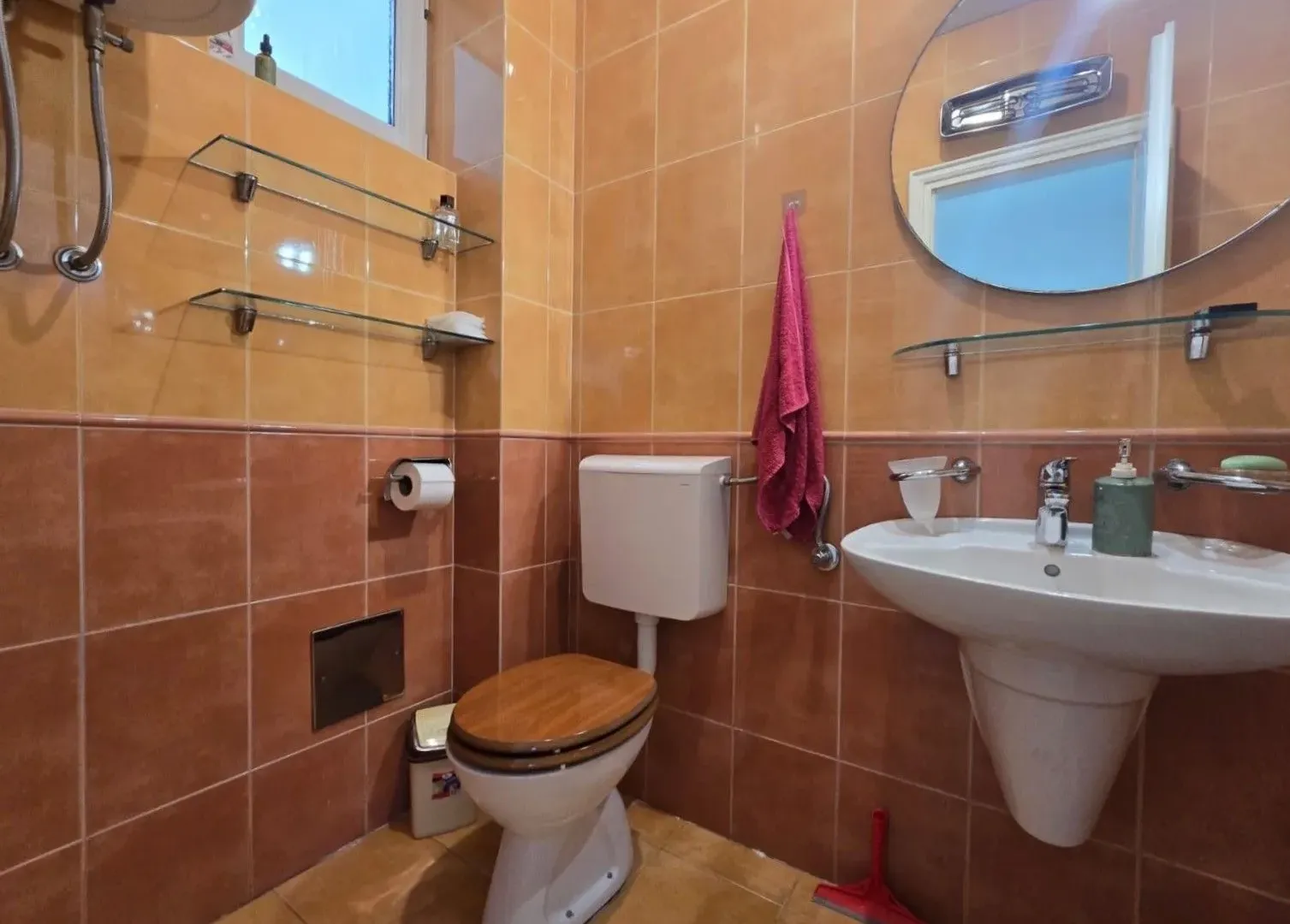 Rent, three bedroom apartment, 114m², Pod Goricom, Podgorica