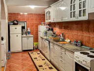 Rent, three bedroom apartment, 150m², Stari Aerodrom, Podgorica - image 13