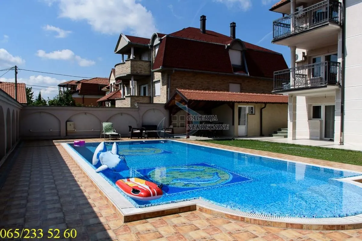 Sale, four bedroom apartment, 115m², Farmaceutski Fakultet, Voždovac Sve Podlokacije