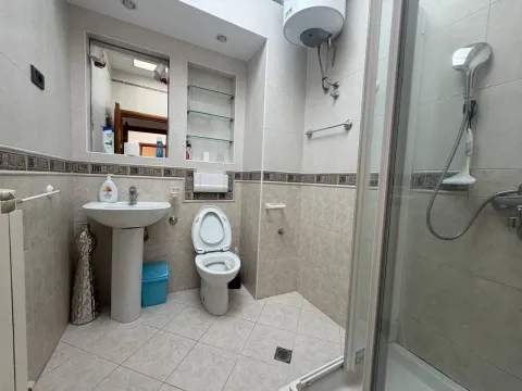 Izdavanje, kuća, 270m², Gorica C, Podgorica - image 31