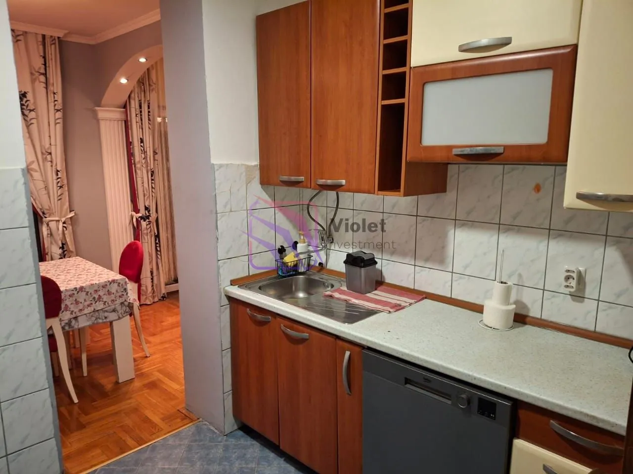 Izdavanje, jednosoban stan, 73m², Stari Aerodrom, Podgorica