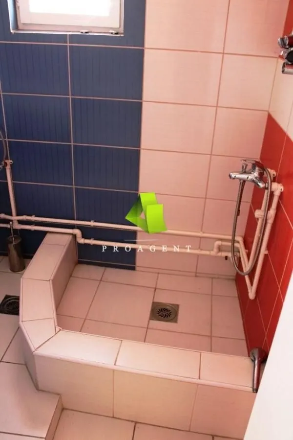 Rent, office space, 1500m², Crveni Krst, Niš