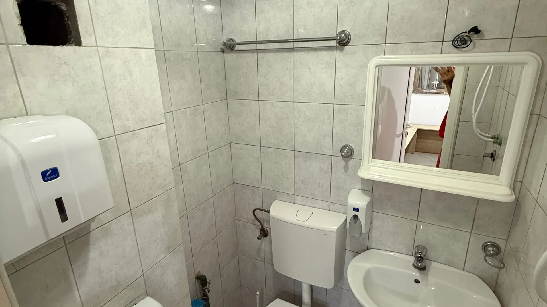 Rent, office space, 150m², Centar, Bar