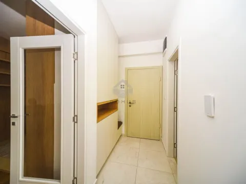 Rent, one bedroom apartment, 45m², City Kvart, Podgorica - image 8