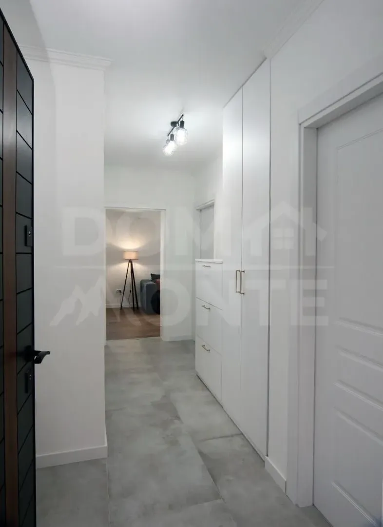 Rent, two bedroom apartment, 80m², Tivat, Crna Gora