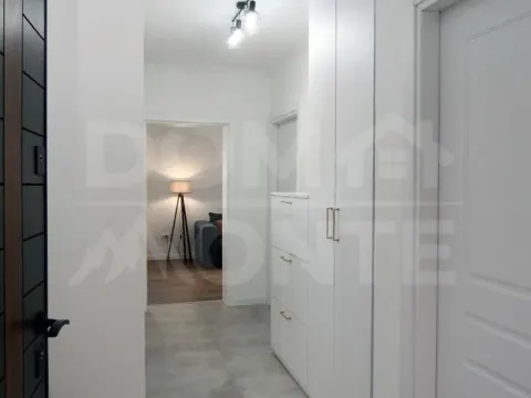 Rent, two bedroom apartment, 80m², Tivat, Crna Gora - image 7