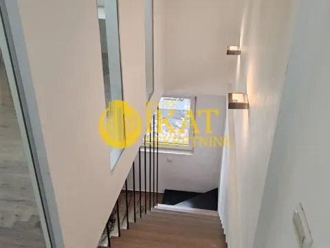 Sale, three bedroom apartment, 72m², Profesorska Kolonija, Palilula Sve Podlokacije - image 7