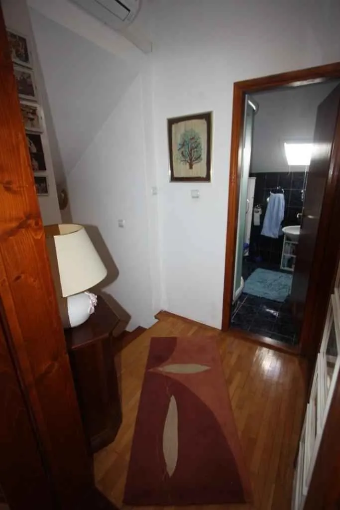 Prodaja, trosoban stan, 95m², Kotor, Crna Gora