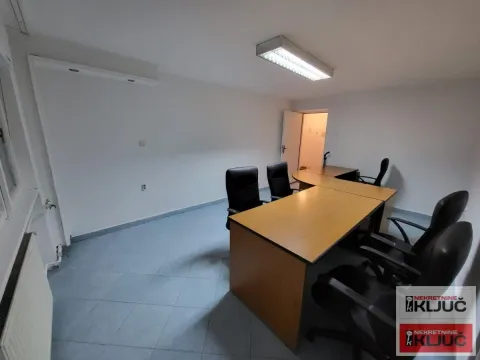 Rent, office space, 40m², Spens, Novi Sad Sve Podlokacije - image 3