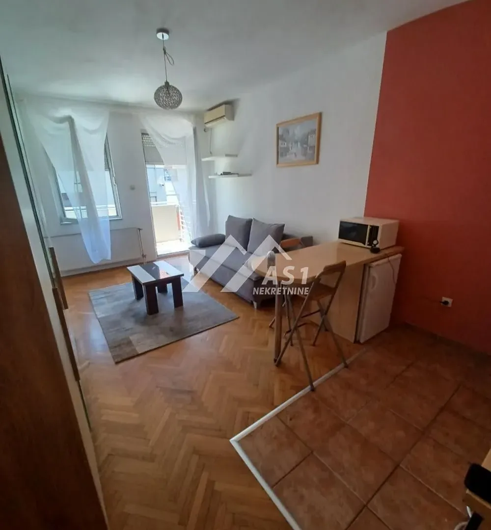 Izdavanje, stan, 30m², Novi Sad Sve Podlokacije, Novi Sad