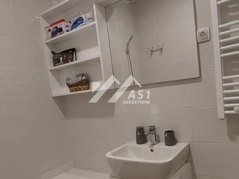 Rent, one bedroom apartment, 40m², Rotkvarija, Novi Sad Sve Podlokacije - image 7