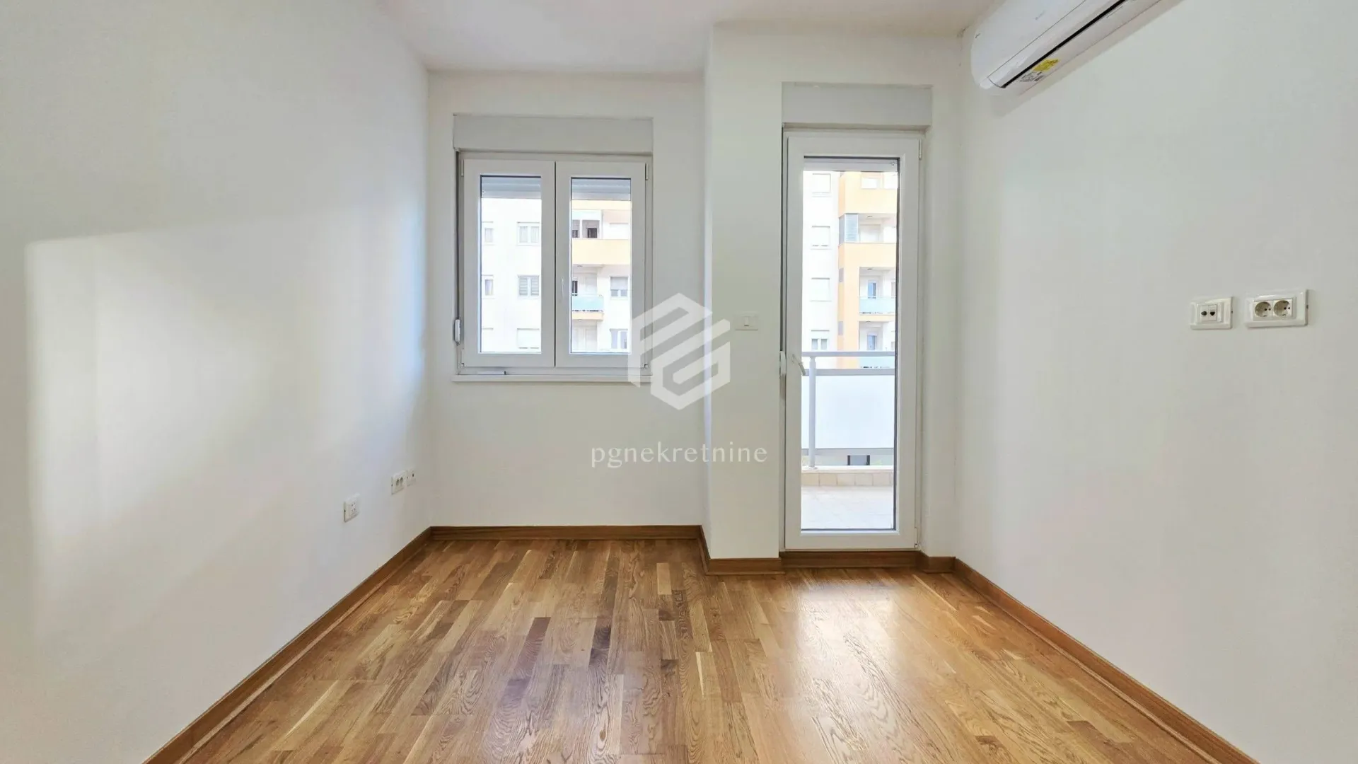 Rent, two bedroom apartment, 64m², City Kej, Podgorica