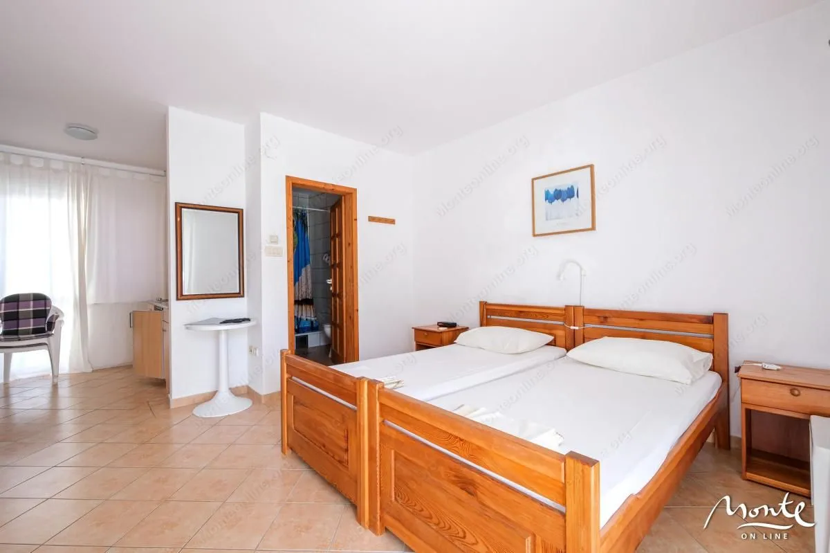 Sale, house, 195m², Bečići, Budva