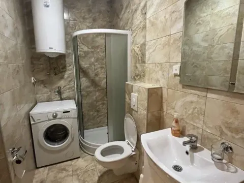 Izdavanje, jednosoban stan, 37m², Momišići, Podgorica - image 5