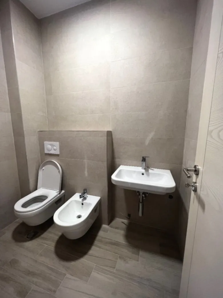 Prodaja, trosoban stan, 139m², Gornja Gorica, Podgorica