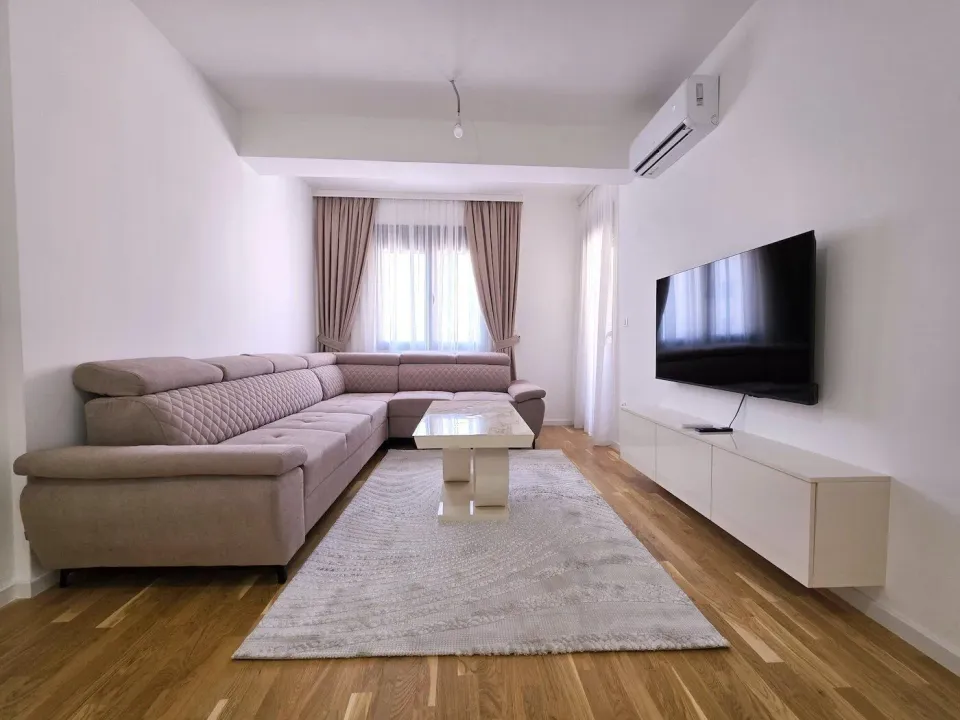 Rent, one bedroom apartment, 44m², Stari Aerodrom, Podgorica