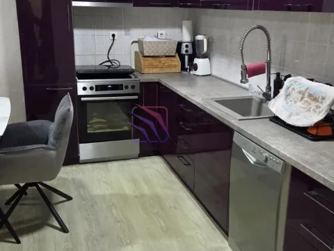 Prodaja, trosoban stan, 93m², City Kvart, Podgorica - image 7