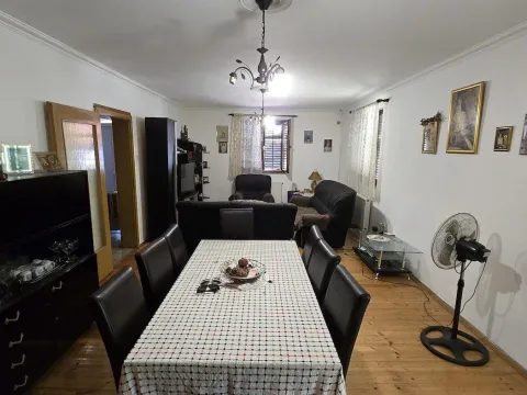 Sale, house, 236m², Velje Brdo, Podgorica - image 5