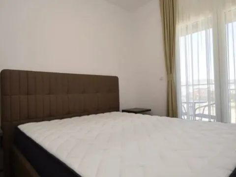 Izdavanje, jednosoban stan, 45m², New City, Podgorica - image 6