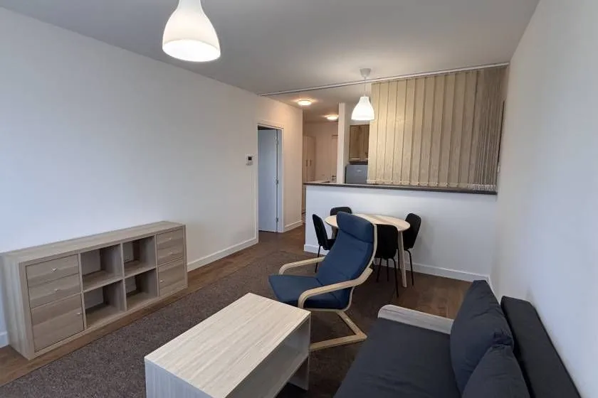 Izdavanje, dvosoban stan, 49m², Zemun Kalvarija, Zemun Sve Podlokacije