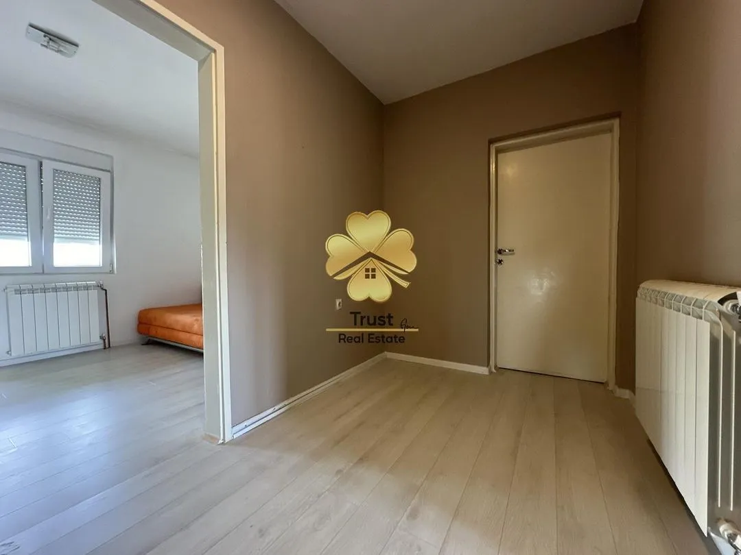 Rent, house, 200m², Tološi, Podgorica